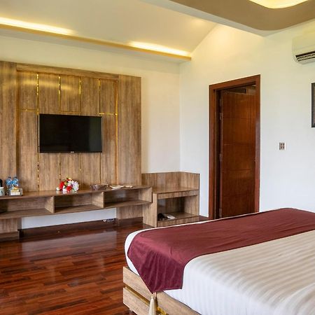 Legend Hotel Исламабад Экстерьер фото
