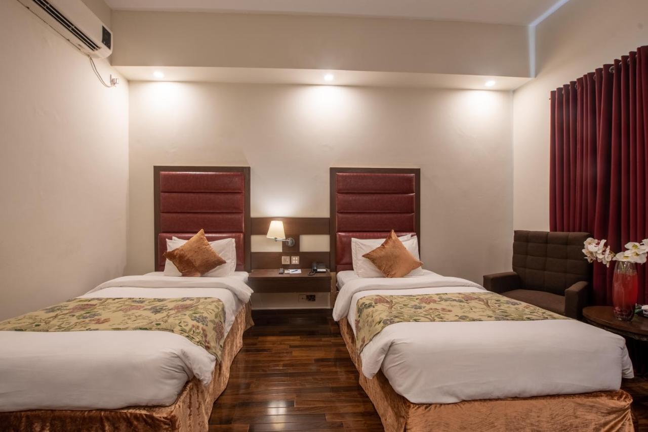 Legend Hotel Исламабад Экстерьер фото